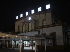 嘉義駅に戻り、今日の宿泊先である高雄まで「自強号」（特急列車）で移動します。