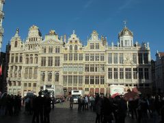 ブリュッセルに来たら、誰もが訪れる大広場のグラン・プラス。
ギルド（職業別組合）ハウスに囲まれた約110m×70mの方形広場。