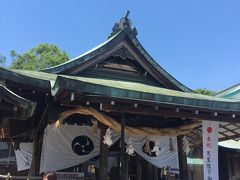 犬山城の入り口？というか山の下に神社がありますので、まずはそちらにお参り。こちらの針綱神社はもともとも天守閣のある山の上にあったそうですが、お城を築城する際に遷座されたとか。歴史を感じますね。織田信康が安産、延命長寿を祈願し手彫りの犬を奉納した事から、安産、子授け、長寿に特にご利益があると言われています。　 