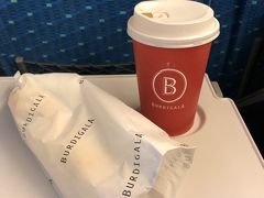 新幹線乗車～朝食は東京駅グランスタのブルディガラエクスプレス！やっぱり美味しい。満足！（╹◡╹）