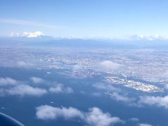 初めての空路での広島行き。
東京を脱出し、目指すは瀬戸内に浮かぶ小島へ。