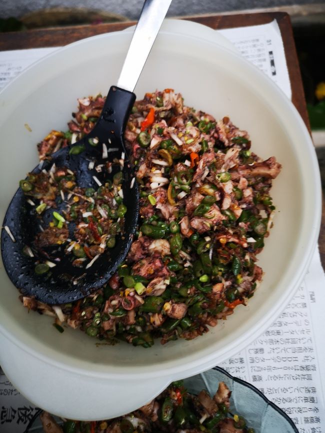 最近、フェイスブックのバリ好きグループで話題になっている<br />タコのラワールです。<br />これはリカサヌールオリジナルです。<br />