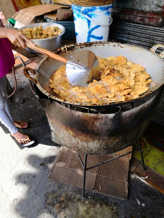お店はまだだけれど、<br />チョバ（coba）していかない？<br />えっ？いいの？<br />遠慮なくぅーー　いただきます<br />あざーーーーす