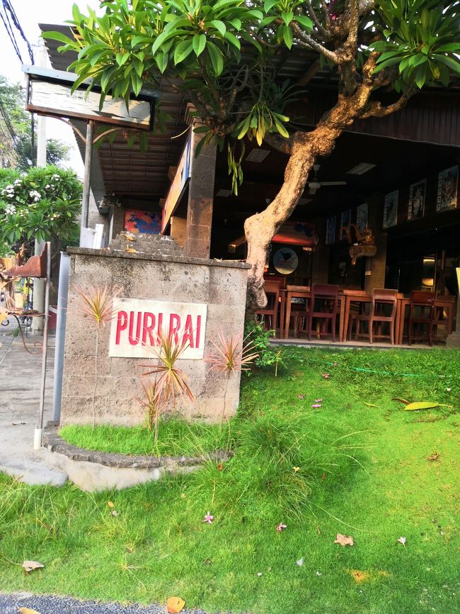 ヌサプニダから公共フェリー港に到着<br />港から徒歩5分！<br />やってきました　プリライホテル。<br />公共フェリーの様子は別のページでご紹介します。<br />