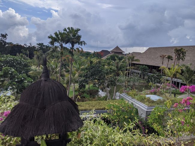 景色は小さいバルコニーから見た方が綺麗でした。