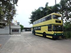 目的地である Jesada Technik Museum （ジェサダテクニックミュージアム）に到着。
さっそく中に入って受付....人が居ないので事務所に声を掛け....大声で「さわでぃーかっ」で、やっと出てきてくれた。こちらでは簡単なアンケートなどを記入して注意事項の説明を受けてからの自由見学、そして入場料は無料！。

そうそう、私が目的にしていた 日本国産旅客機の YS-11 を含む航空展示スペースの説明がないよなと思ったら....閉鎖してしまったとのこと。

え゛ーっ、YS-11 が目的でここまで遥々やってきたのに！！
無念....