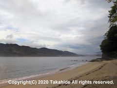 荒神海水浴場

荒神社の境内から始まる海岸沿いの遊歩道は沈下して壊れたままのため、みちのく潮風トレイルでは海水浴場から山の中を通るルートが設定されています。