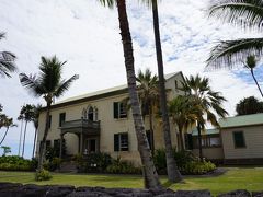 フリへエ宮殿：1838年にハワイ王族の夏の別荘として建立。現在は博物館になっている。