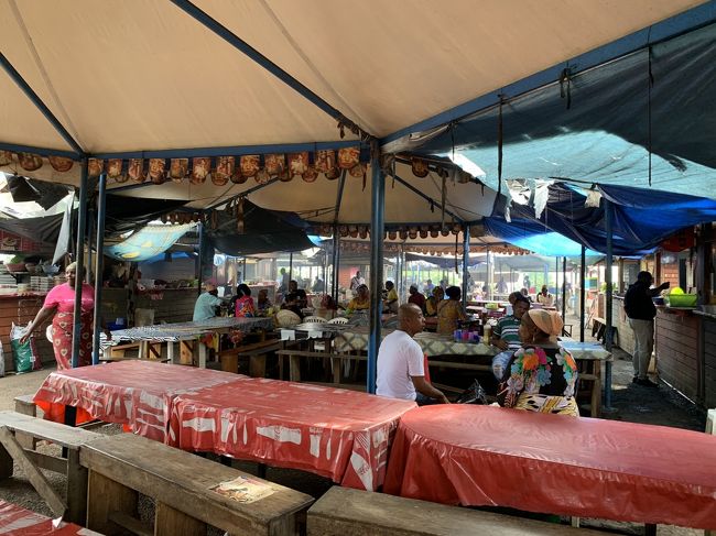 奥の方に行くと