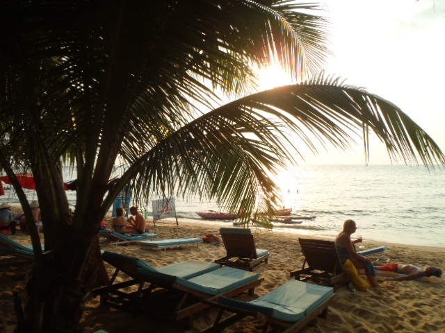 今日も快晴！水平線に厚い雲が無い！<br />思えばまだ1日も雨に遭遇していない。