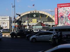 ホテルでシャワーを浴びて地下鉄で２日ぶりのタイ国鉄駅。
なつかしい（笑）