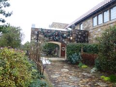 伊豆高原ステンドグラス美術館
ヨーロッパの城館や教会のような素敵な建物です。