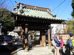 妙隆寺に到着しました。ここは、鎌倉江の島七福神の一つで「寿老人」が祀られています。

私は、数年前に”鎌倉江の島七福神めぐり”を行なったときに、立ち寄った経験があります。