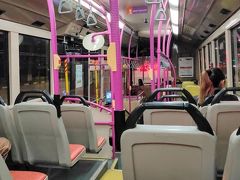 空港からMRTのEASTWESTLineに乗り、Tanah Merahにて乗換え、
Aljunied（アルジュニード）駅で下車、GayLang Rdのホテル81プリンセスにチェックインしました。シンガポールにはホテル81???というビジネスホテルが複数あり、格安で宿泊できます。価格なりのサービスであるので、ハンドタオルやバスマットがない。スリッパが無い。といったことを認識のうえ、割り切ってしまえば苦にならにホテルです。