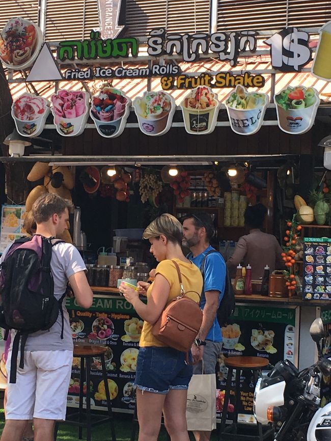 デザートは流行りのアイスを