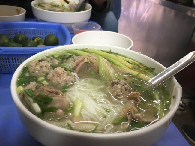 やっぱり人気店の方が美味しい。