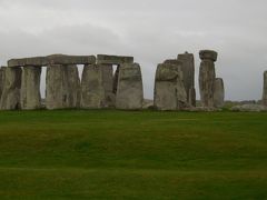 　ストーンヘンジを建てたのは古代ブリトン人。巨石文明はここから北に１０００ｋｍのオークニー諸島が発祥だそうです。