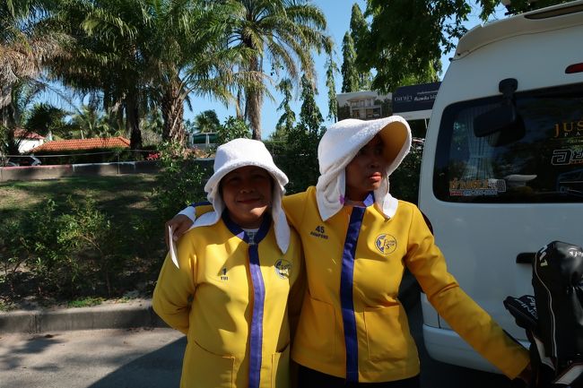 Eastern Star Country Club &amp; Resort/1回目<br /><br />スコアーはイマイチでした。<br />フェアーウエーが狭く見えるホールで、体回転が上手くいかない。<br />グリーン周りが下手...芝が通常のと違い、クラブが滑らない。