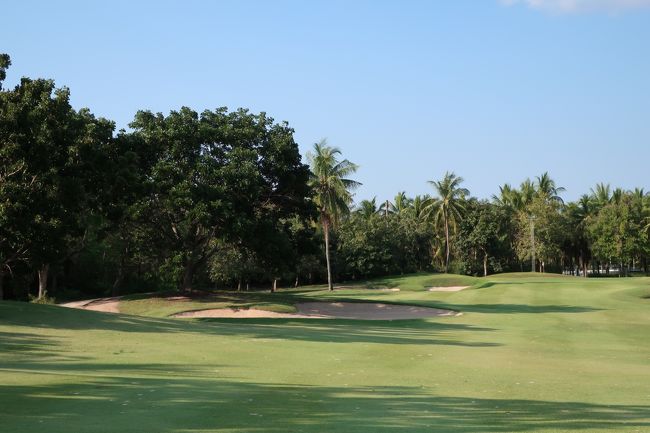 Eastern Star Country Club &amp; Resort/2回目<br />バンカー多し。