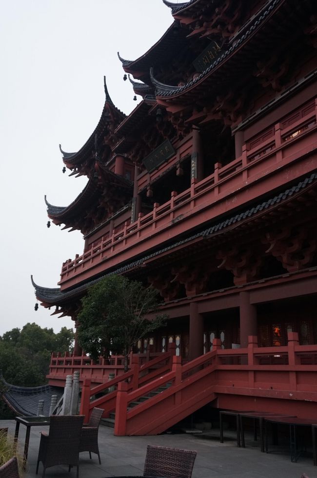 頂上にある城隍閣