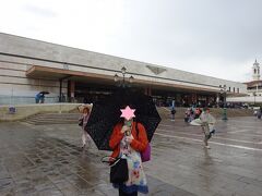雨のベネチアサンタルチア駅です