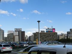 利便性の高い北大阪急行（～地下鉄御堂筋線）でやってきましたのは、

どこかわかりますかね？
分かる人の方が多いか。

でも、個人的には、何度か乗り換えを経験したにもかかわらず、外に出た回数は非常に少なかったりします。初めて、ではなかった、と思う、というぐらいの自信のなさ。