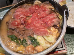 昼食は猪名野さんで神戸牛膳をいただきました。
うどんも入っているのでボリューム満点です。