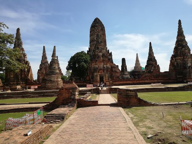 アユタヤの遺跡です、？？