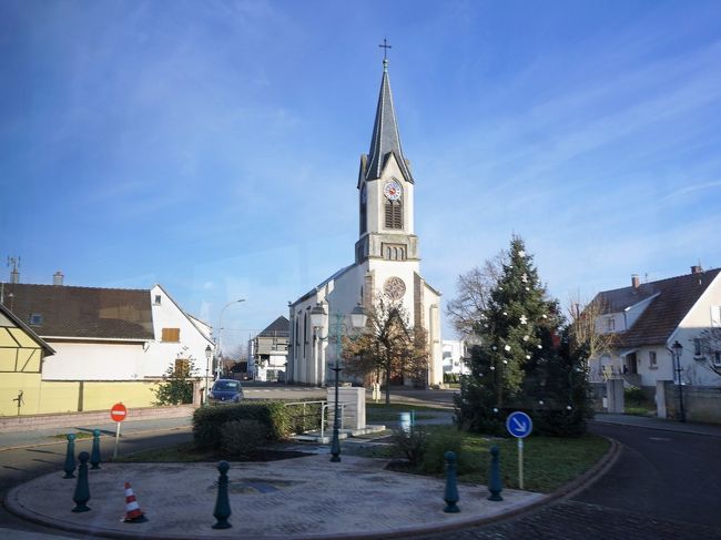 ヴォルフガンツェン（Wolfgantzen）を通過。<br />アルザスは、ドイツとフランスの間を揺れ動いた場所。<br />フランスとは思えない、ドイツ、ドイツした地名ですね。