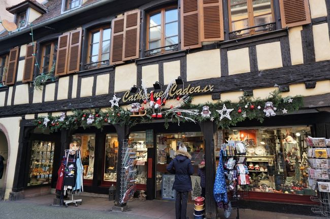 売られている置物が可愛くて、友達へのプレゼントを買った店、写真撮影不可になっていた…。