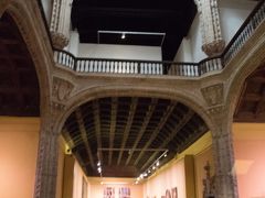 サンタ　クルス美術館
グラナダを陥落し、レコンキスタを完成させスペイン統一を果たしたイザベル1世の命により建てられた、病人や孤児のために1614年に完成した慈善施設。
現在はマドリードのプラド美術館の姉妹美術館でエルグレコの絵が22点も所蔵されているそうだ