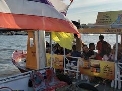 1時間コースか？と思いきや、案外早く進み、15分程で乗れました。