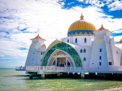 マラッカ海峡モスク（Melaka Straits Mosque）