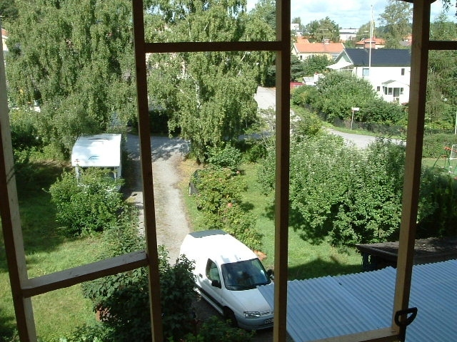 夏は緑が美しい。白夜で夜９時位でもまだ明るいですよ。