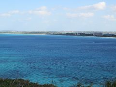 ここからは宮古島の与那覇前浜ビーチを一望にできます。
東洋一美しいビーチとも。