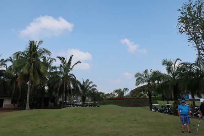 ■Pattavia Century Golf Club<br />ドイツ人2二人。<br />オーストラリア人一人....の組み合わせ。<br />晴天日