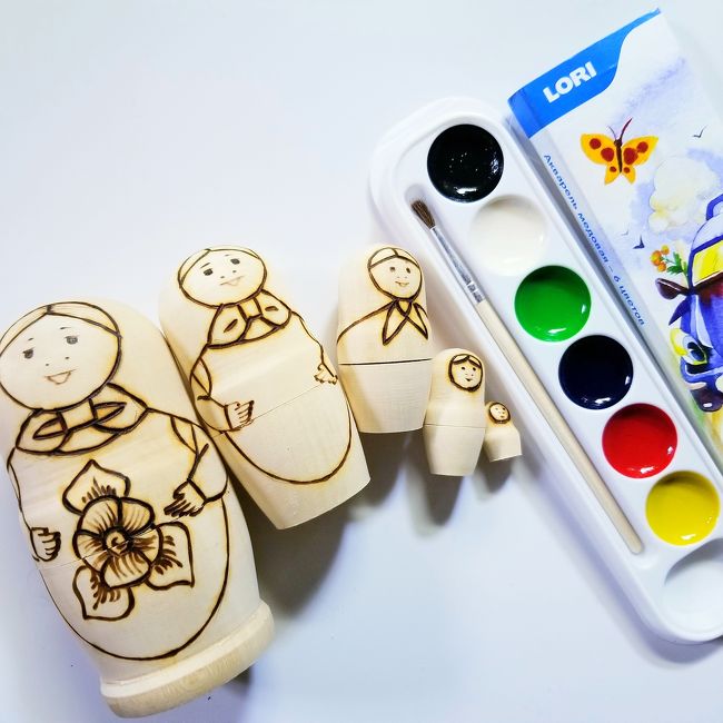 3】自分で塗るタイプのマトリョーシカを買う☆ロシア：モスクワ