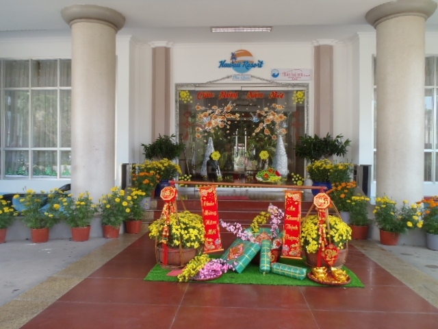 宿泊先ホテルのエントランスエリアも華やかなデコレーションで彩られていました。<br />春節を迎える3日前だが当日までは、まだ色々と変化するのかな？