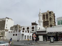 Al Ma'amar Mosque