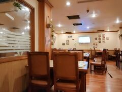 行きたかったのはこちら！
ニューシラウォンコリアンレストラン
アラモアナから徒歩5分です。

私達親子が読者である人気ブロガー・カータンさんがおすすめしていた韓国料理です。