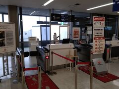 小松空港の搭乗ゲートです。