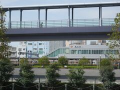「清水駅」

東京都浜松町を出たバスは、渋滞にはまることもなく
順調に静岡県へ。

清水市中心部へ入り、清水駅前を通過。




