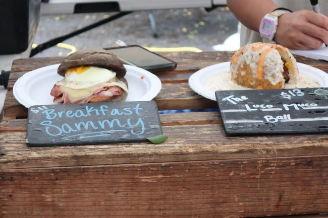 こじんまりとしたマーケットですが