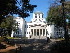 大倉山記念館 ― ギリシャ神殿風の立派な建物です．