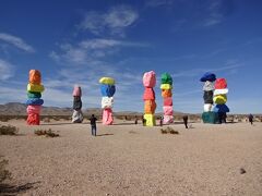 《12:19》Seven Magic Mountains