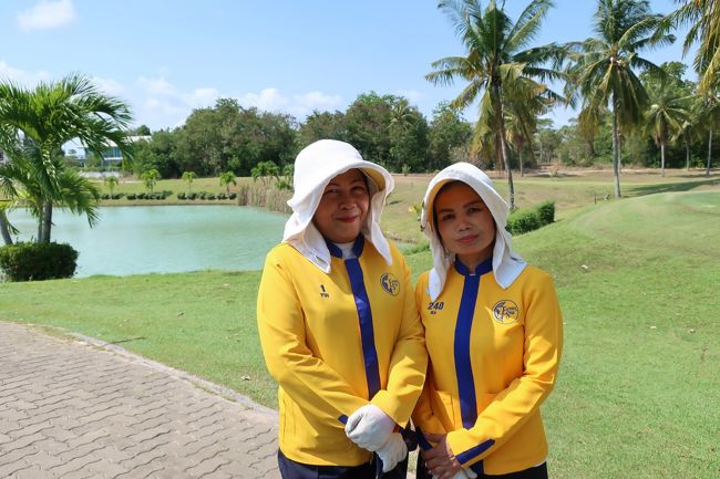 顔なじみキャディが、予約してなかったが、ついてくれた。<br />自分のパター強弱が分かったのか、以前よりグリーン読みが、<br />合ってきた。<br /><br />高速グリーンタッチもヤヤ改善傾向になった。