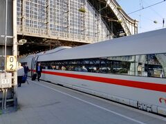 ケルン到着。約２時間弱の鉄道旅でした