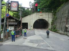 9:06
上高地の玄関口「釜トンネル」との分岐を通過。