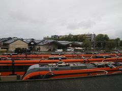 毎日見たバルト駅の景色も今日でお別れ。鉄道オタなので楽しめるなあと思っていたけど、同じ車両しか入らずだったので飽きたのは実際の所。
それでも首都の中央駅の様子を見続けられて面白かったですね。
出来ることならまた来たい、来年(２０２０年)別のところで再来年かなと思っていたけど今年は国内旅行も難しそうですし、２０２１年にも海外に自由に行ける状況なのかはわかりません。旅行当時は何も感じていなかったけど、平穏な時代だからこそ旅行行けるものですね。世界中の新型コロナウイルスの蔓延が早く収束することを祈っています。