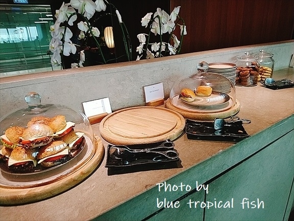 サンドイッチや、